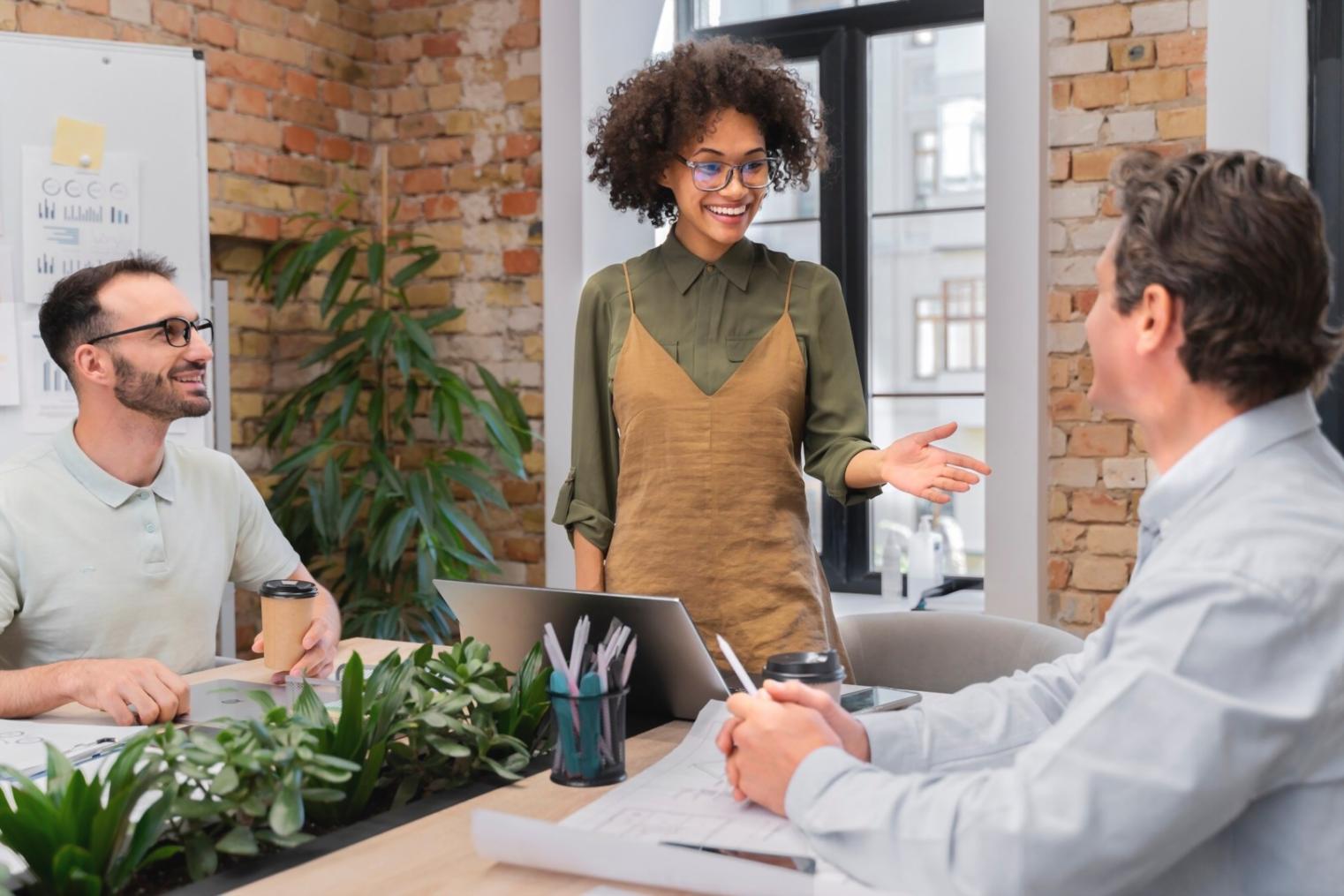 Teilnehmende beim intensiven Workshop zur Geschäftsprognose
